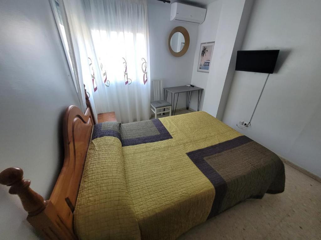 Hostal Mediterraneo Torre Del Mar Zewnętrze zdjęcie