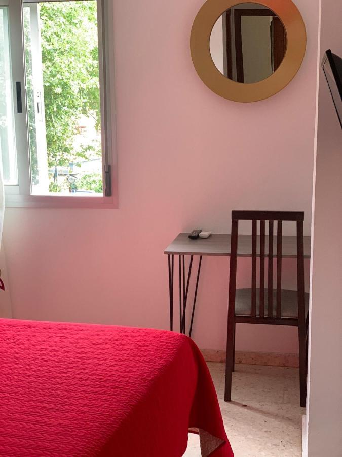 Hostal Mediterraneo Torre Del Mar Zewnętrze zdjęcie