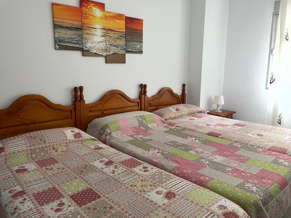 Hostal Mediterraneo Torre Del Mar Zewnętrze zdjęcie