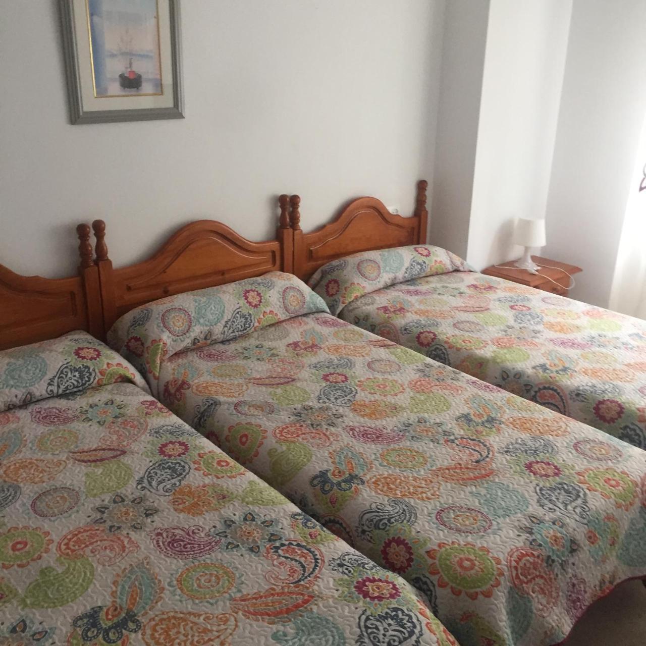 Hostal Mediterraneo Torre Del Mar Zewnętrze zdjęcie