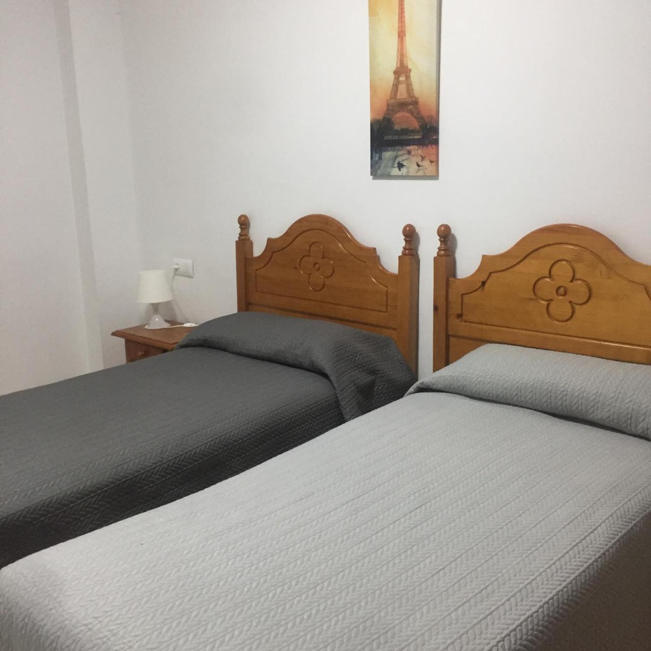 Hostal Mediterraneo Torre Del Mar Zewnętrze zdjęcie
