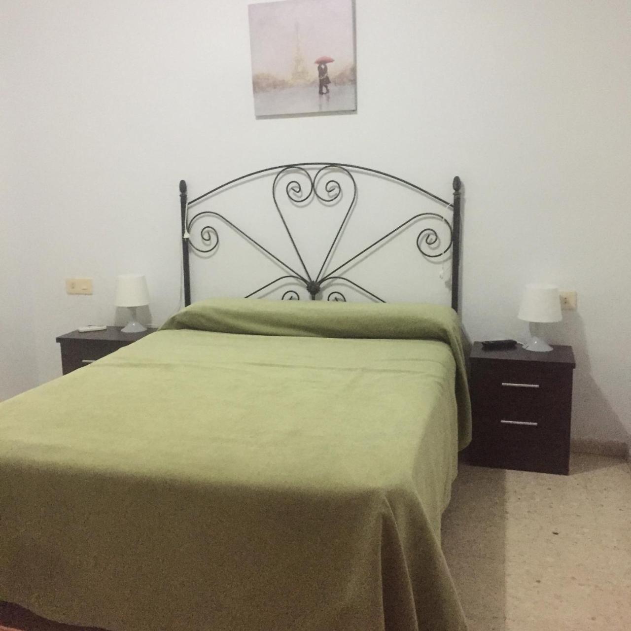 Hostal Mediterraneo Torre Del Mar Zewnętrze zdjęcie