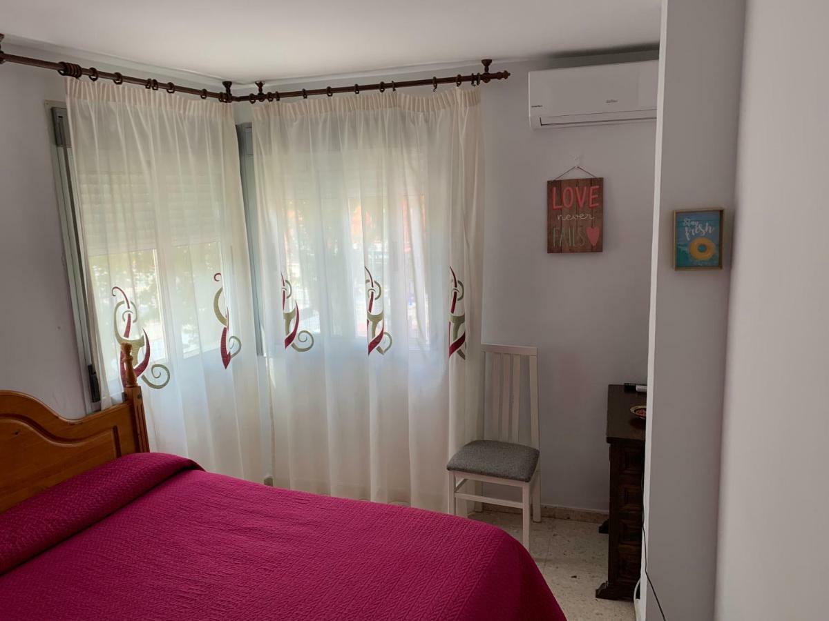 Hostal Mediterraneo Torre Del Mar Zewnętrze zdjęcie