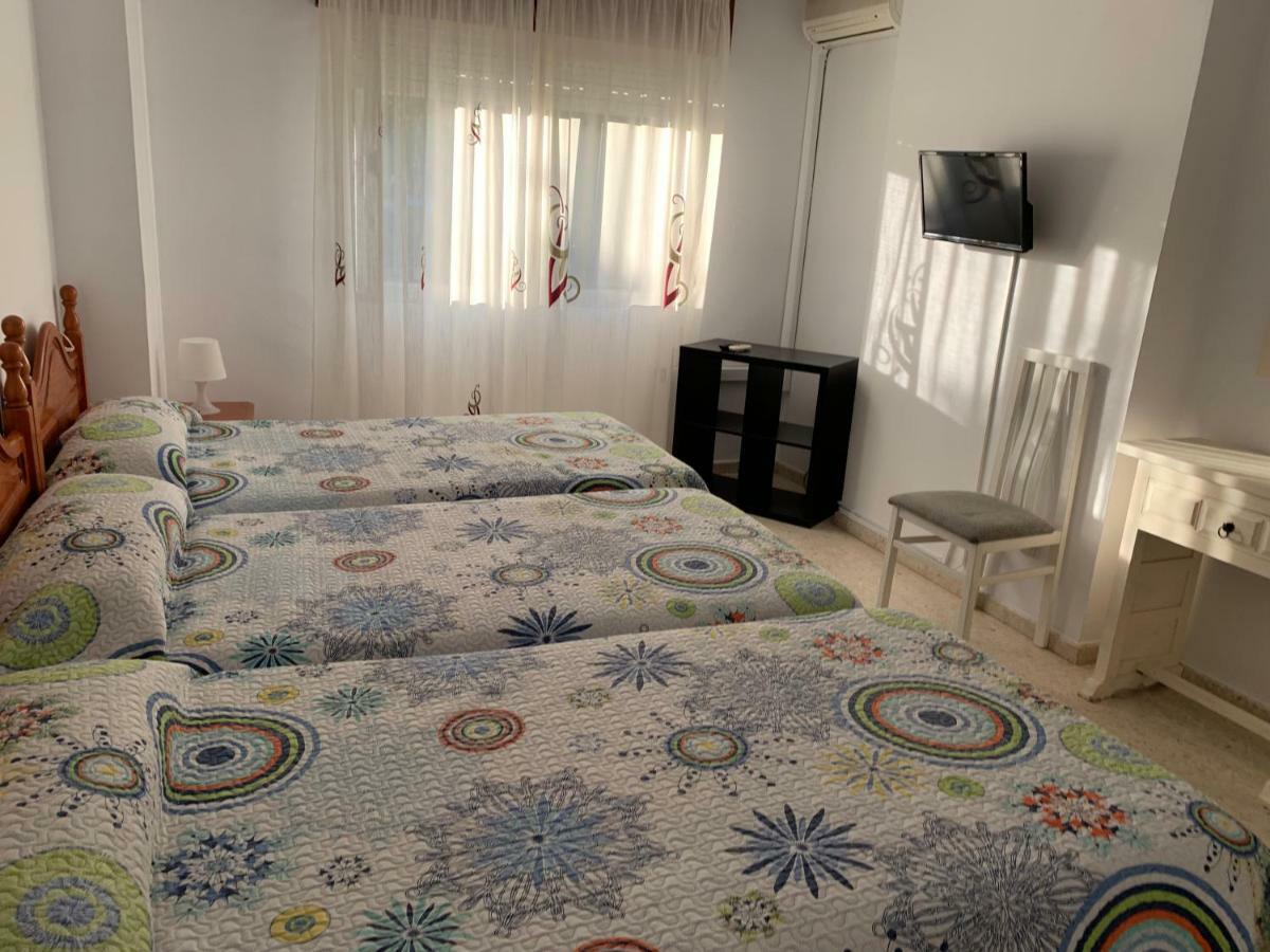 Hostal Mediterraneo Torre Del Mar Zewnętrze zdjęcie