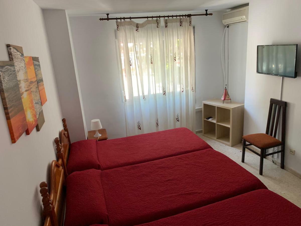 Hostal Mediterraneo Torre Del Mar Zewnętrze zdjęcie